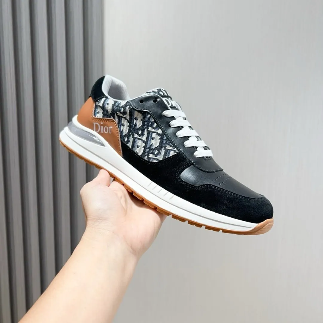 Men's shoes 💰P440💰 [Dior] Dior casual sports shoes, the uppers are made of original imported cowhide leather and original cloth fabrics, a must-have for fashionistas, and the complex craftsmanship is perfect. Imported soft mesh lining, sheepskin foot pads, soles: original soles specially provided by the original factory, exclusive movable molded soles are super comfortable, original factory single goods, men's size 38-45